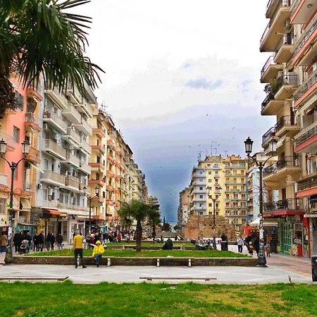 Апартаменты Studio Navarino Square - στούντιο διαμέρισμα πλατεία ναυαρίνου